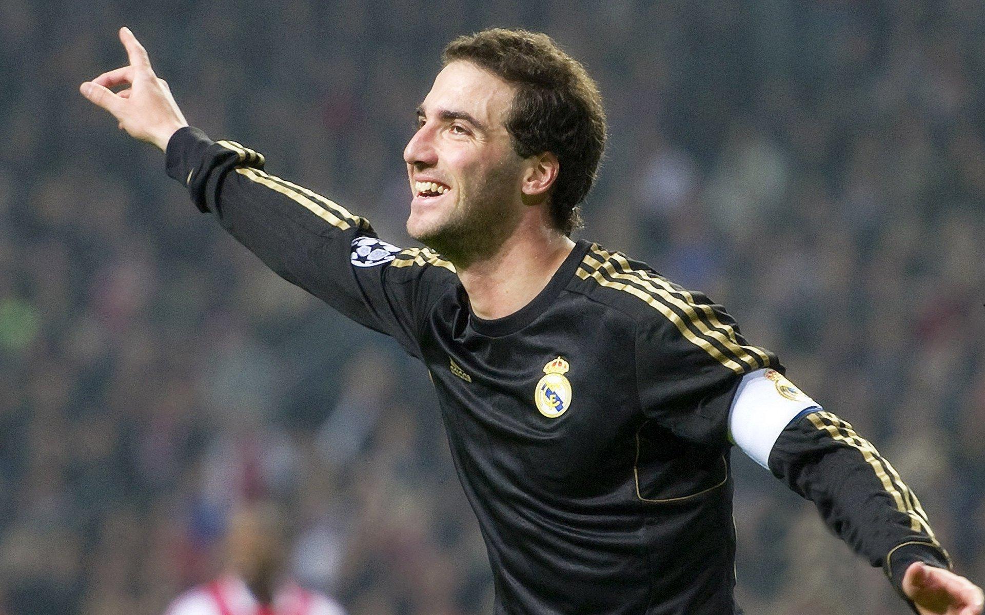 现场手记残酷的狂欢，温布利足球回家！