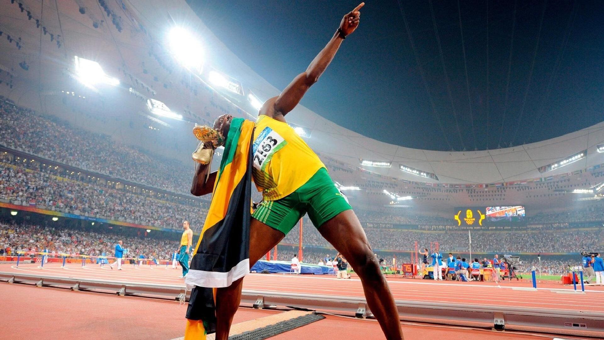 利物浦发布23/24赛季客场球衣,复古设计致敬传奇,环保理念引领新风尚